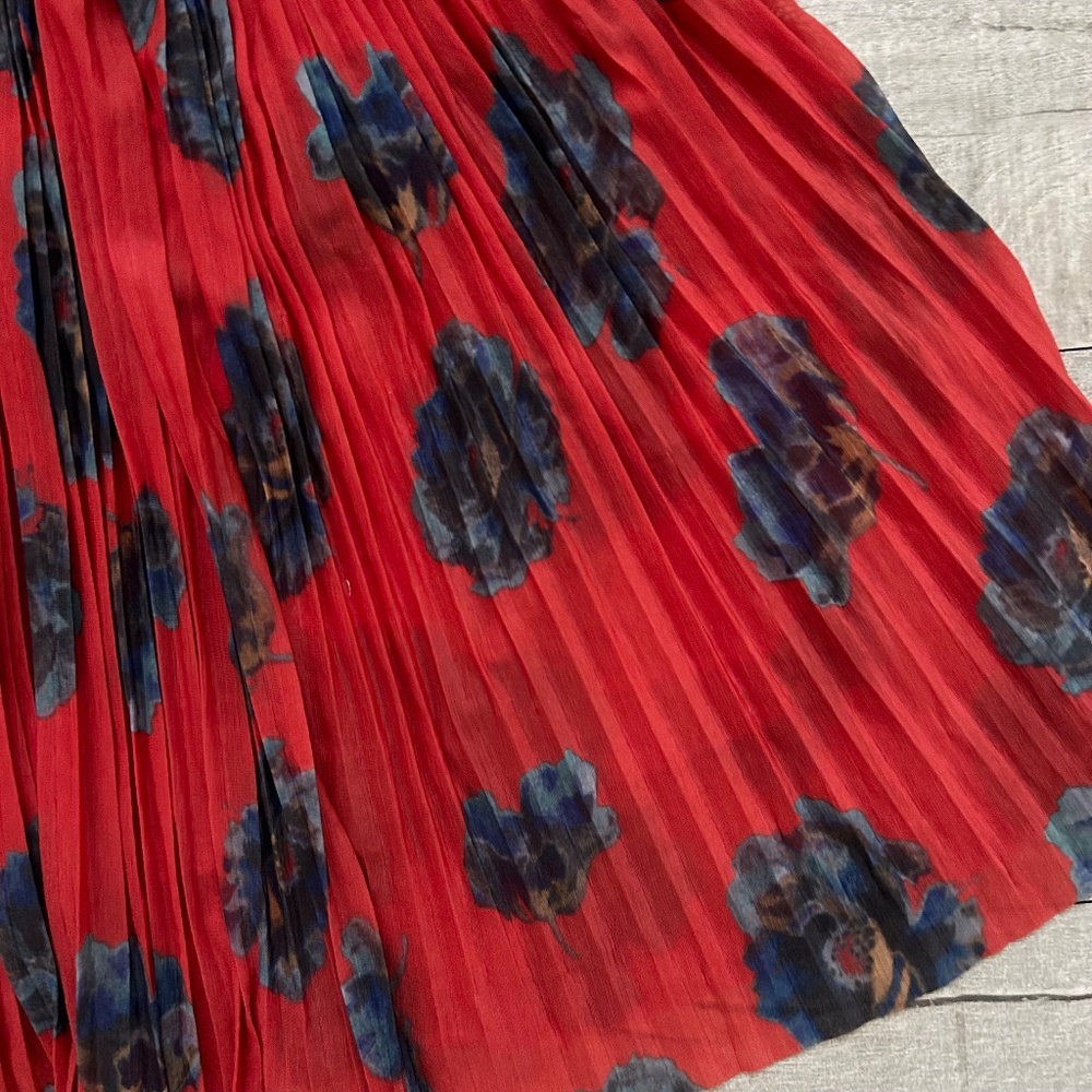 Kimchi Blue Urban Outfitters Red Pleated Floral Strappy Halter Back Tank Top M - Picture 3 of 9